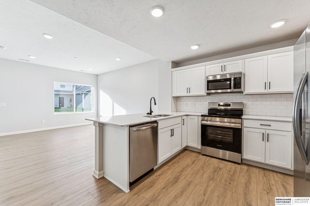 2167 N Aaron Way, Fremont, NE 68025