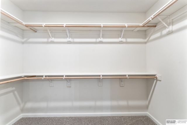 2167 N Aaron Way, Fremont, NE 68025