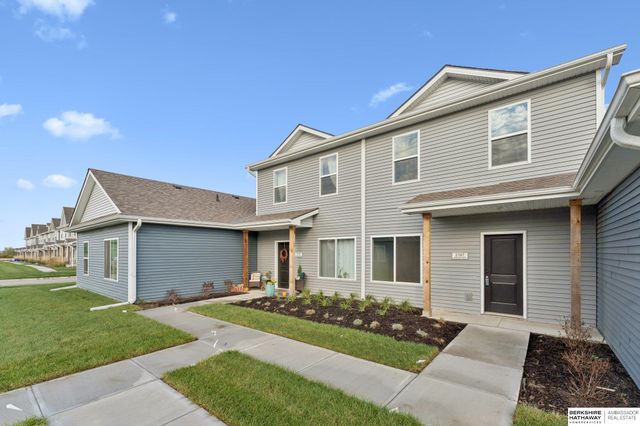 2167 N Aaron Way, Fremont, NE 68025