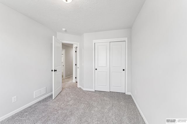 2167 N Aaron Way, Fremont, NE 68025