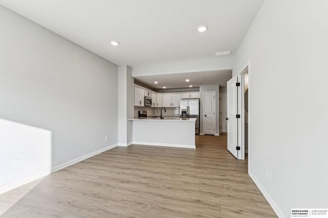 2167 N Aaron Way, Fremont, NE 68025