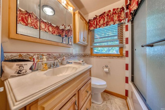 1913 Hicks Drive, Evansville, IN 47714