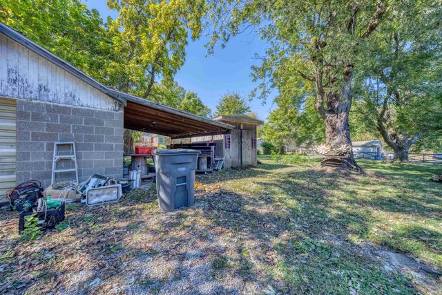 1913 Hicks Drive, Evansville, IN 47714
