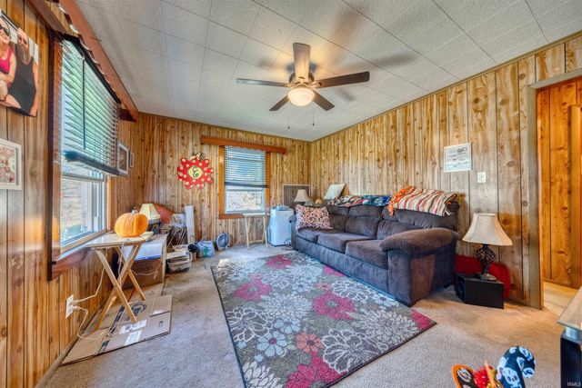 1913 Hicks Drive, Evansville, IN 47714