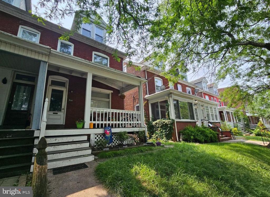 526 N CHARLOTTE ST, Pottstown, PA 19464