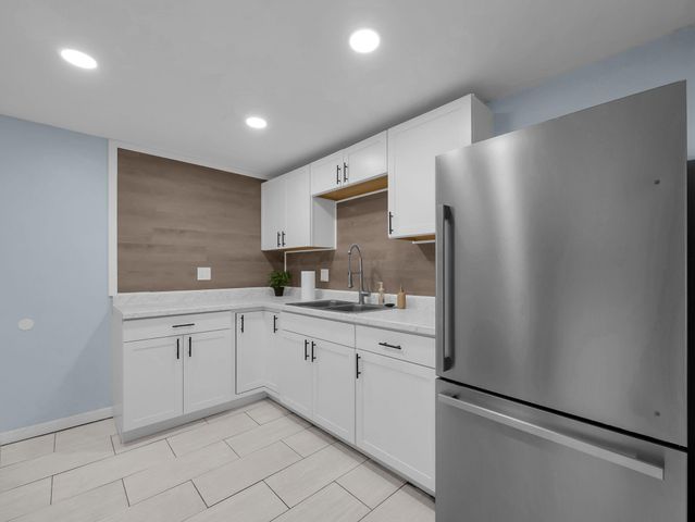 255 S Princeton Avenue, Columbus, OH 43223