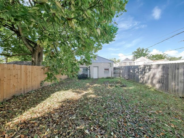 255 S Princeton Avenue, Columbus, OH 43223