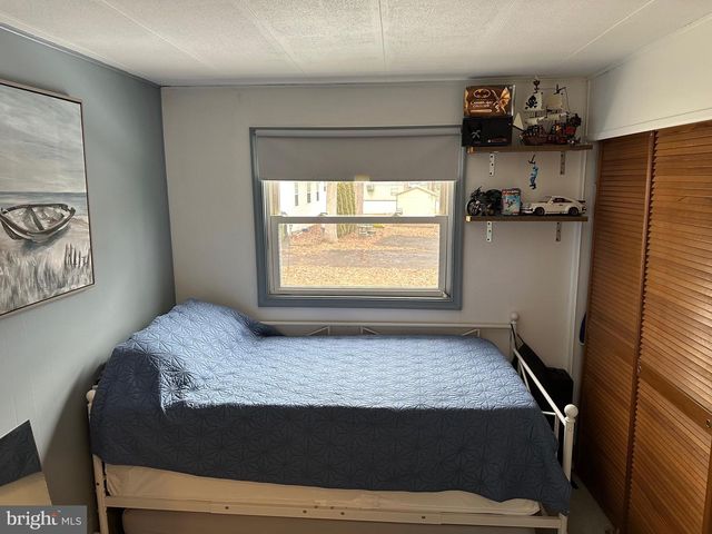 1 BIRCH, Quakertown, PA 18951