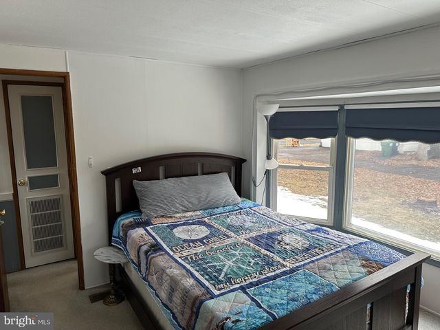 1 BIRCH, Quakertown, PA 18951