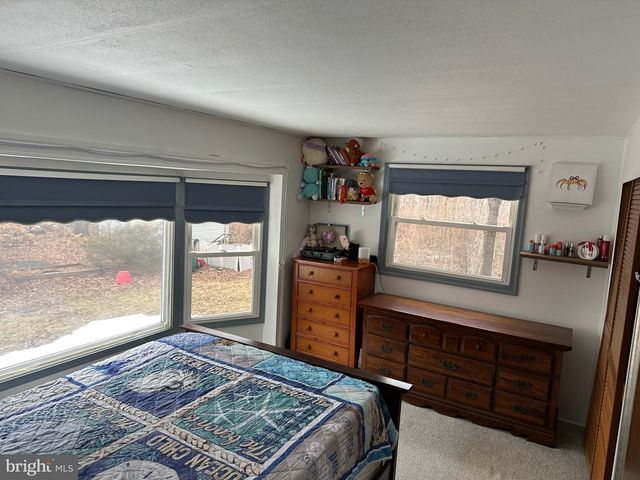 1 BIRCH, Quakertown, PA 18951