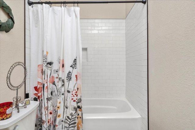 1725 Stonum Rd, Modesto, CA 95351