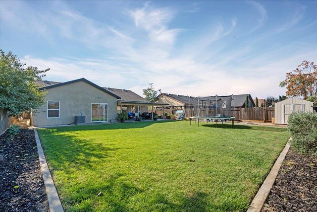 1725 Stonum Rd, Modesto, CA 95351