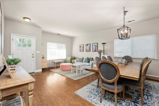 1725 Stonum Rd, Modesto, CA 95351