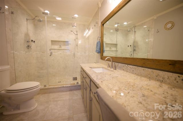 1240 Petes Road, Lincolnton, NC 28092