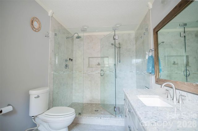 1240 Petes Road, Lincolnton, NC 28092