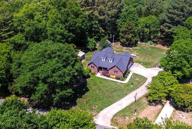 1240 Petes Road, Lincolnton, NC 28092