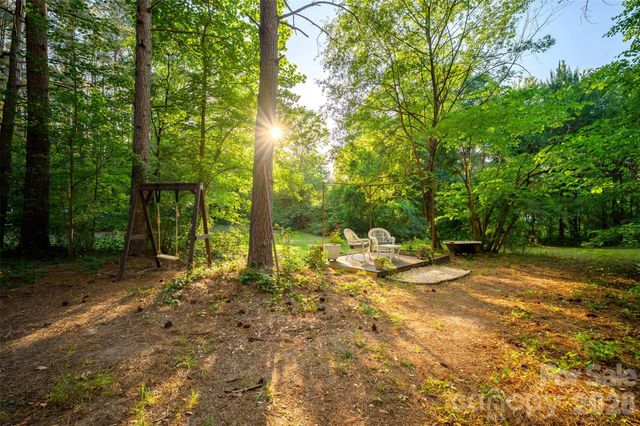 1240 Petes Road, Lincolnton, NC 28092