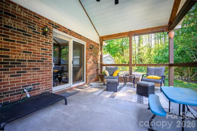 1240 Petes Road, Lincolnton, NC 28092