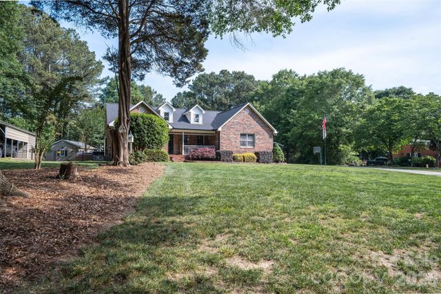 1240 Petes Road, Lincolnton, NC 28092