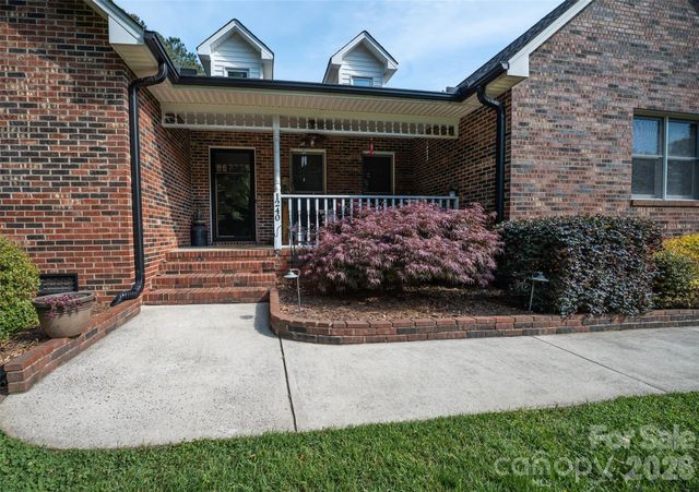 1240 Petes Road, Lincolnton, NC 28092