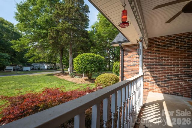 1240 Petes Road, Lincolnton, NC 28092