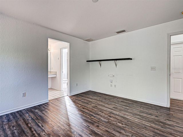 2266 RAYWOOD AVENUE, North Port, FL 34286