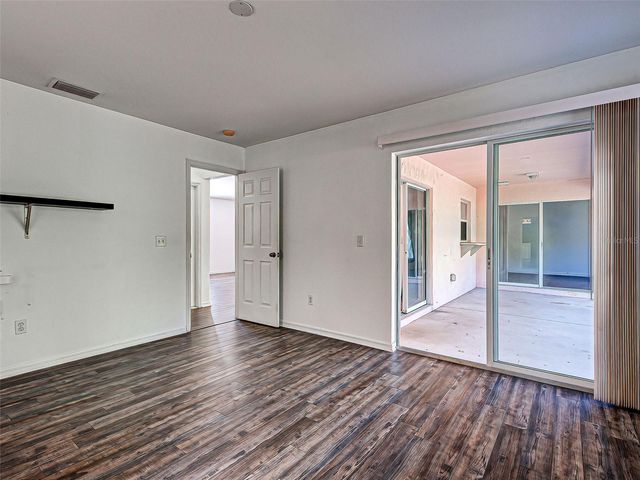 2266 RAYWOOD AVENUE, North Port, FL 34286