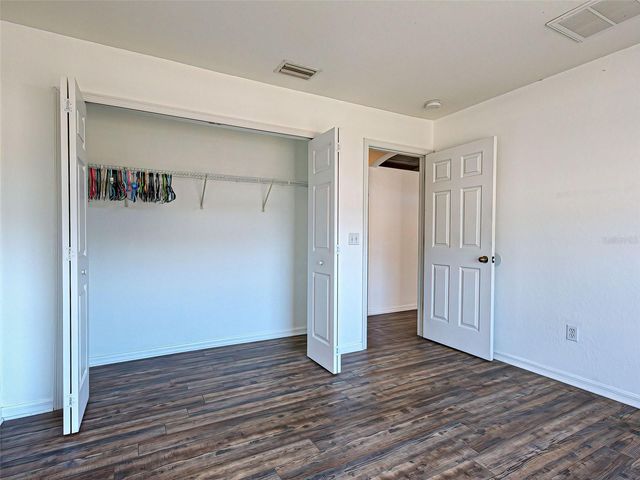 2266 RAYWOOD AVENUE, North Port, FL 34286