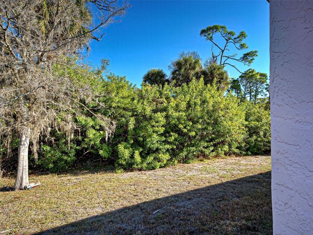 2266 RAYWOOD AVENUE, North Port, FL 34286