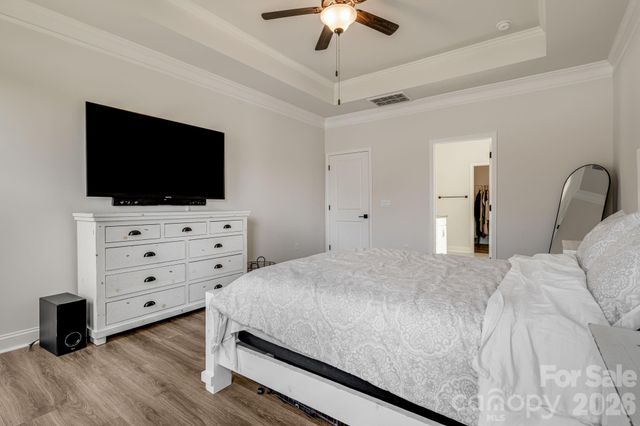 574 Fox Cove Road, Hendersonville, NC 28792