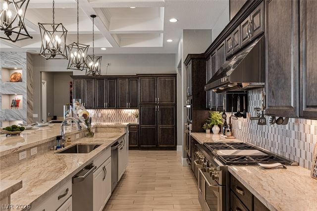 10118 Copper Edge Road, Las Vegas, NV 89148