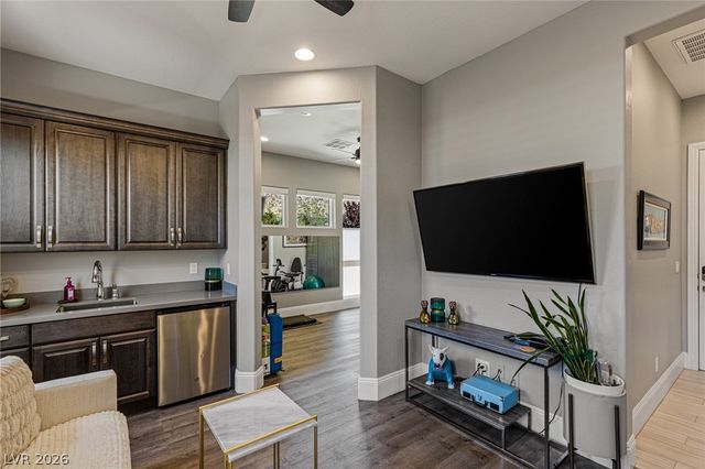 10118 Copper Edge Road, Las Vegas, NV 89148