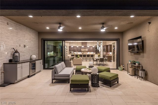 10118 Copper Edge Road, Las Vegas, NV 89148