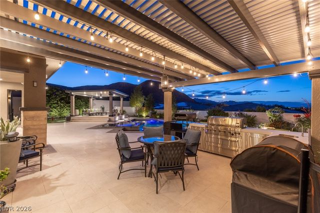 10118 Copper Edge Road, Las Vegas, NV 89148