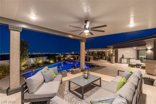 10118 Copper Edge Road, Las Vegas, NV 89148
