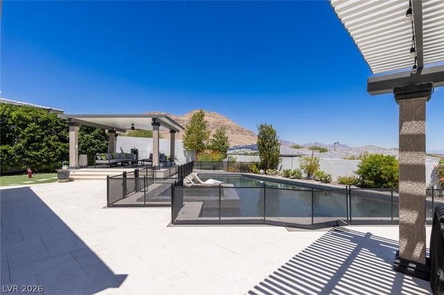 10118 Copper Edge Road, Las Vegas, NV 89148