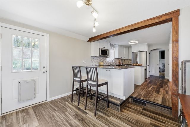 145 Chalmers St, Springfield, MA 01118