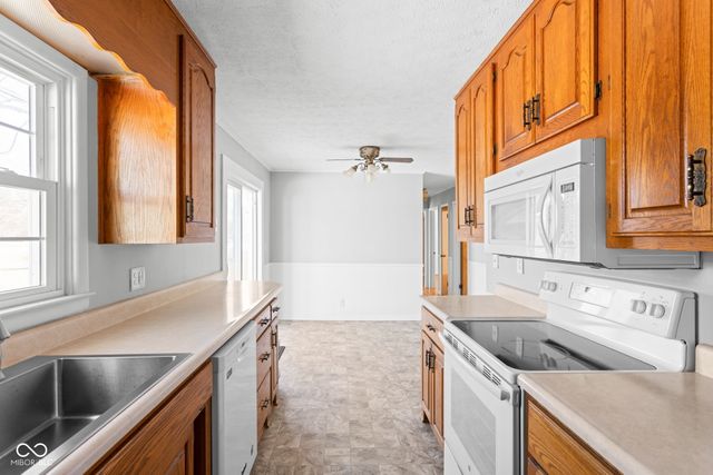 1444 N Mill Creek Road, Noblesville, IN 46062