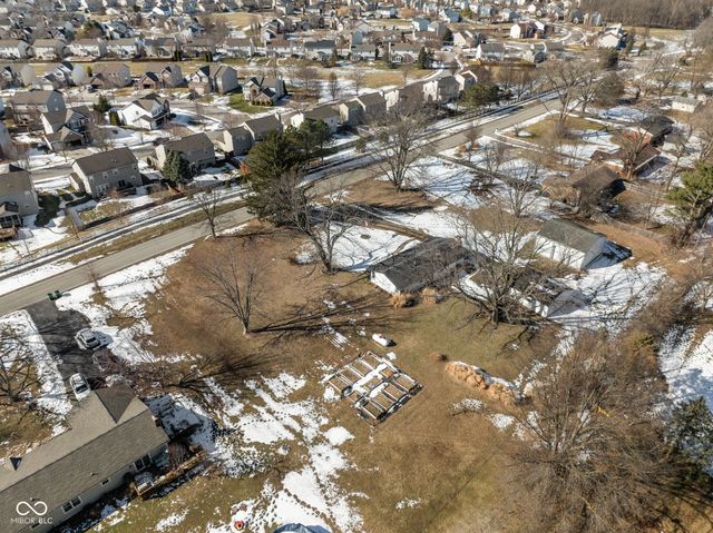 1444 N Mill Creek Road, Noblesville, IN 46062