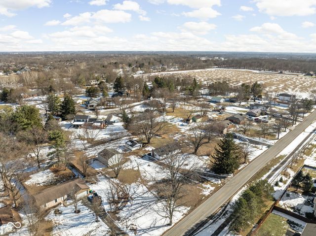 1444 N Mill Creek Road, Noblesville, IN 46062