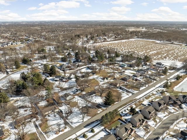 1444 N Mill Creek Road, Noblesville, IN 46062