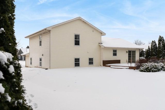 574 Spencer Drive, Evansville, WI 53536