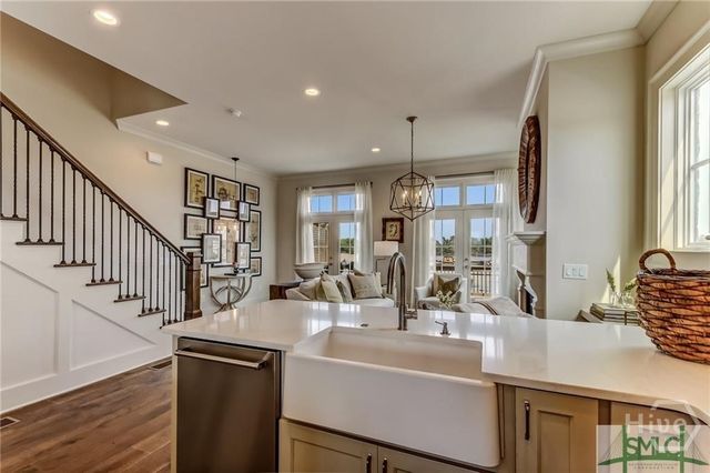 460 Altamaha Street, Savannah, GA 31401