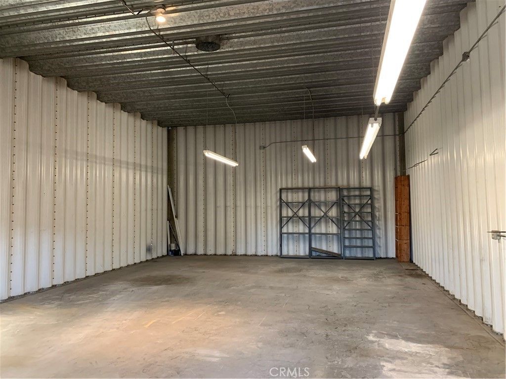 Image 13 of property listing at 15369 7th Street, Victorville, CA 92395