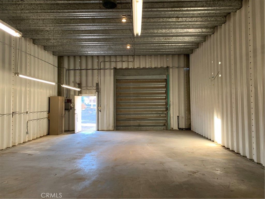 Image 14 of property listing at 15369 7th Street, Victorville, CA 92395