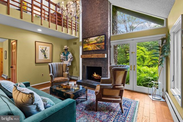 47 STONEY BANK RD, Glen Mills, PA 19342