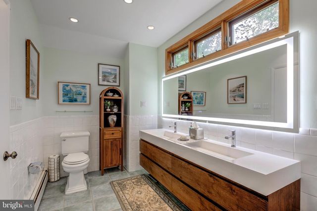 47 STONEY BANK RD, Glen Mills, PA 19342