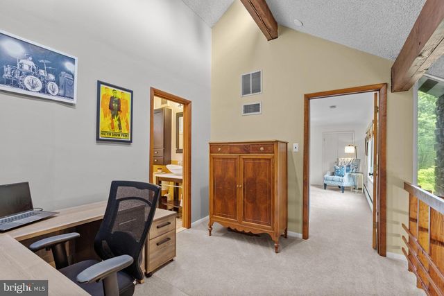 47 STONEY BANK RD, Glen Mills, PA 19342