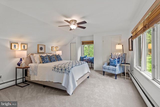 47 STONEY BANK RD, Glen Mills, PA 19342