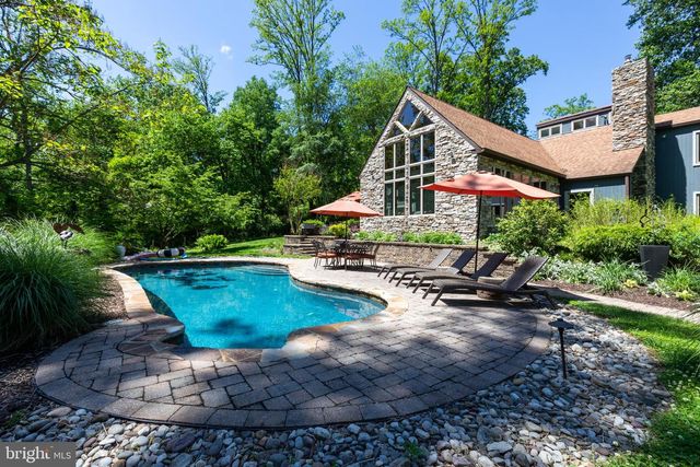 47 STONEY BANK RD, Glen Mills, PA 19342